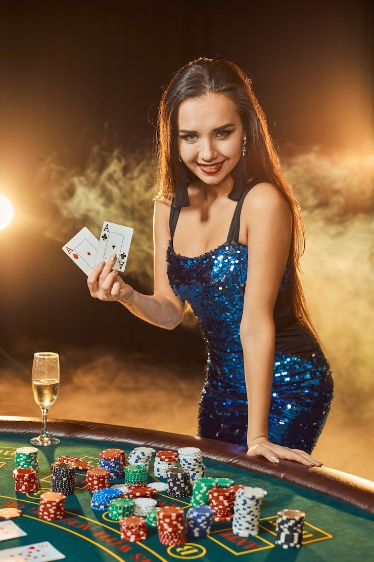 qqslot89 Gaple Online live table with four players and domino tiles displayed in real time
